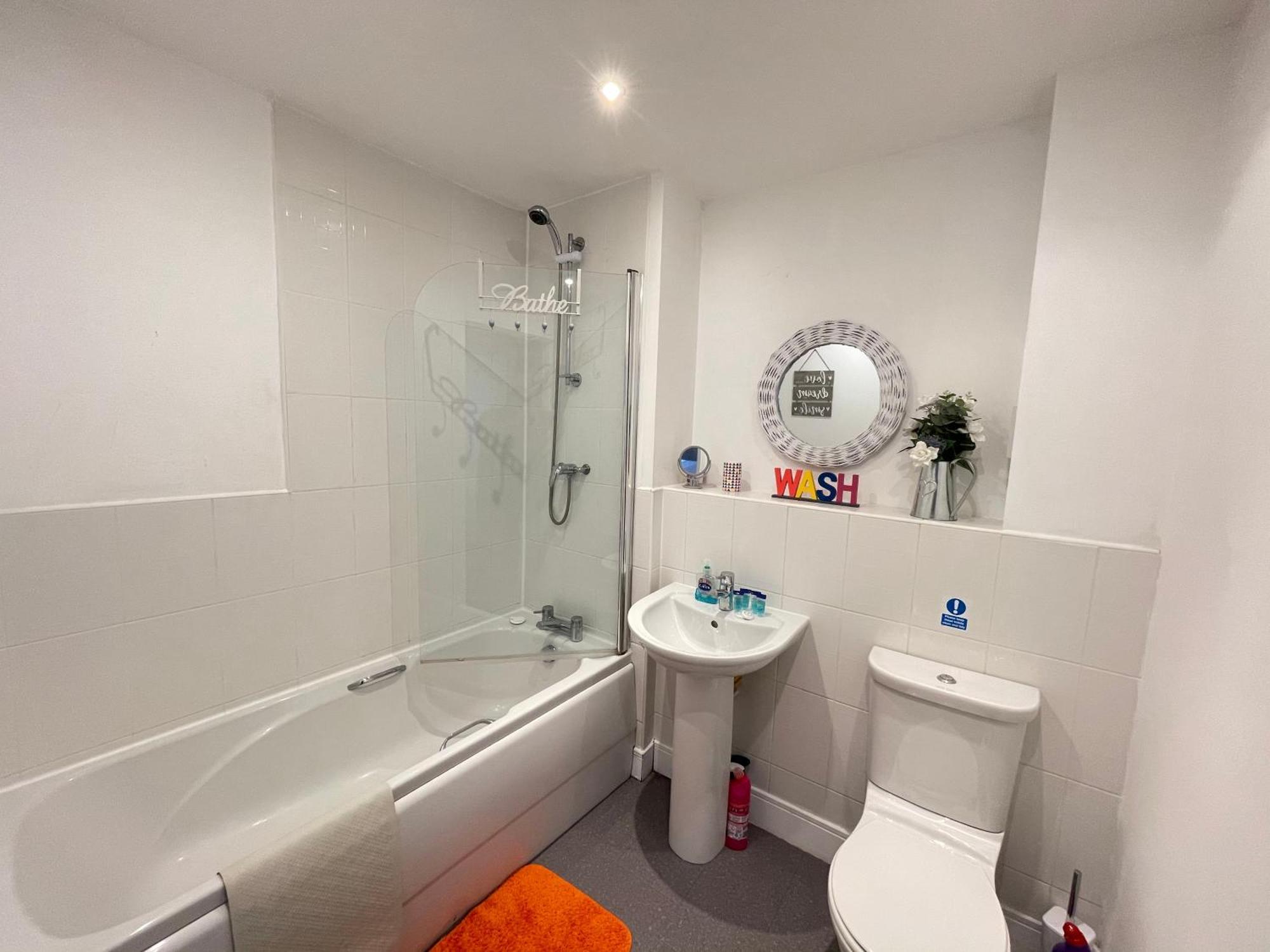 Grand Central Apartments ダービー 部屋 写真