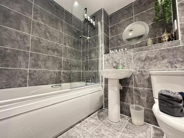 Grand Central Apartments ダービー エクステリア 写真