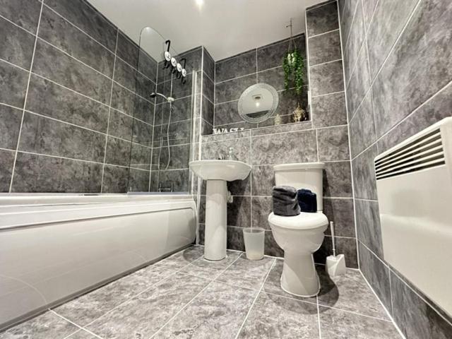 Grand Central Apartments ダービー エクステリア 写真